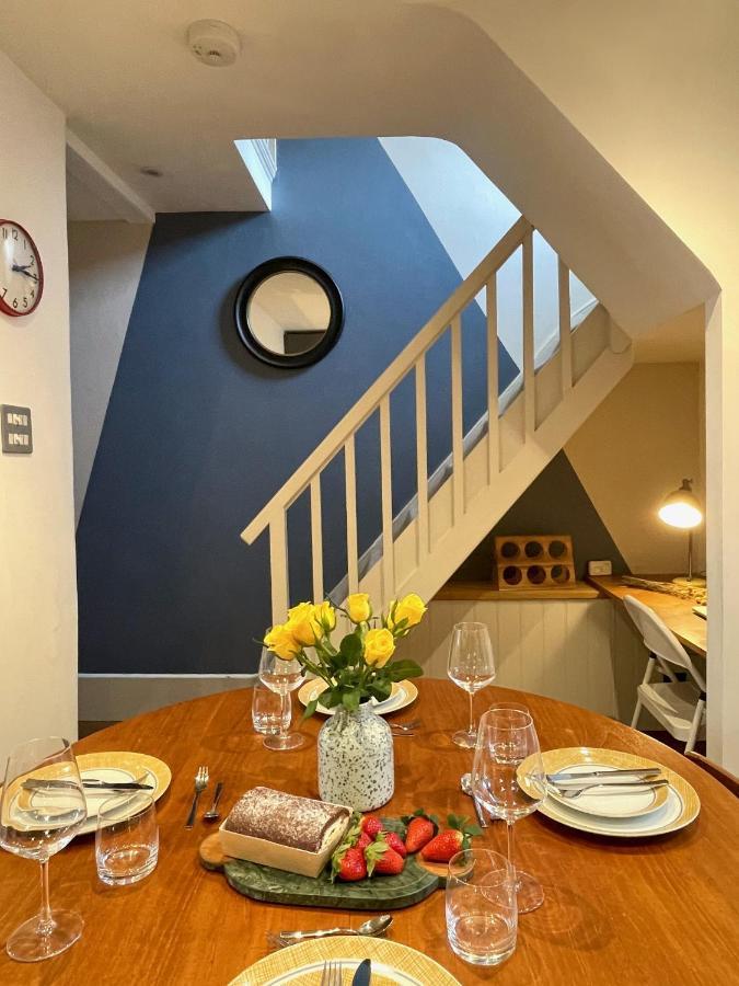 Stylish 2-Bedroom Townhouse Next To Brighton Station Екстер'єр фото