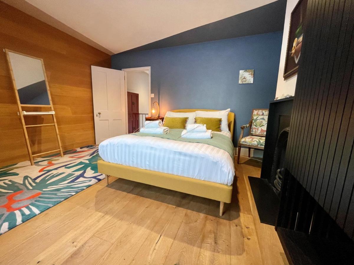 Stylish 2-Bedroom Townhouse Next To Brighton Station Екстер'єр фото