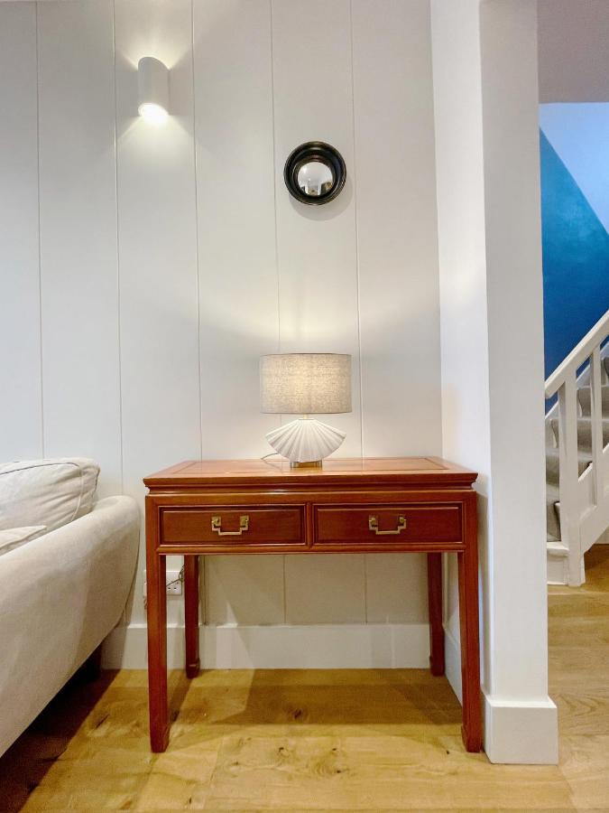 Stylish 2-Bedroom Townhouse Next To Brighton Station Екстер'єр фото