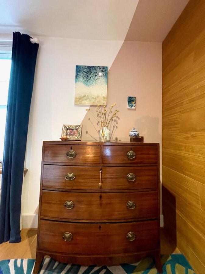Stylish 2-Bedroom Townhouse Next To Brighton Station Екстер'єр фото